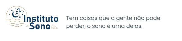 Mulher dormindo tranquilamente Mulher dormindo tranquilamente